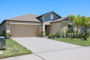 35029 BRACKETT BEND, ZEPHYRHILLS, FL 33541 - MLS#MFRTB8380970