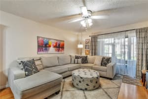 2400 WINDING CREEK BOULEVARD, CLEARWATER, FL 33761 - MLS#MFRTB8381056