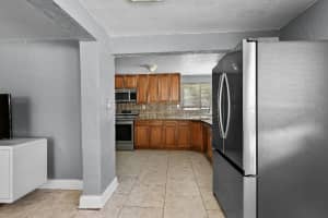 2026 COCOANUT AVENUE, SARASOTA, FL 34234 - MLS#MFRTB8381171