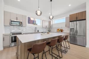 2104 4TH STREET, ST PETERSBURG, FL 33705 - MLS#MFRTB8381195