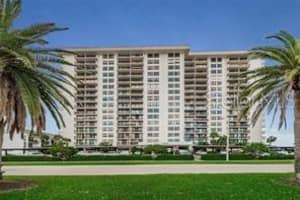 400 Island Way #309, CLEARWATER BEACH