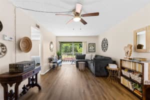 1250 PINELLAS AVENUE, TARPON SPRINGS, FL 34689 - MLS#MFRTB8381256