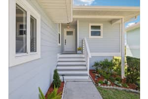 1015 POINTE ALEXIS DRIVE, TARPON SPRINGS, FL 34689 Sold 06/30/25
