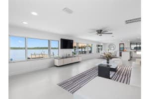 326 176TH AVENUE CIRCLE, REDINGTON SHORES, FL 33708 Sold 08/01/25