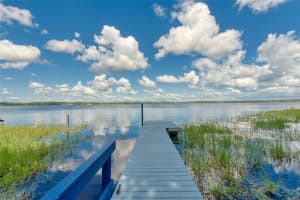 297 LAKEVIEW DRIVE, TARPON SPRINGS, FL 34689 - MLS#MFRTB8381419