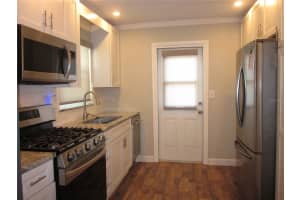 162 LINCOLN CIRCLE, ST PETERSBURG, FL 33703 Sold 08/22/25
