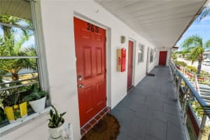 1900 58TH AVENUE, ST PETERSBURG, FL 33714 - MLS#MFRTB8381539