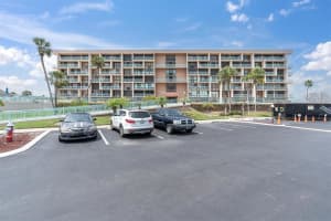 1 KEY CAPRI #502E, TREASURE ISLAND, FL 33706 - MLS#MFRTB8381558