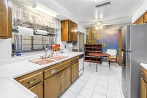 1301 62ND TERRACE, ST PETERSBURG, FL 33705 Sold 07/11/25