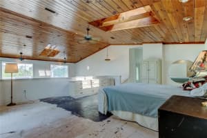 919 SANDPIPER WAY, ST PETERSBURG, FL 33707 Sold 08/08/25