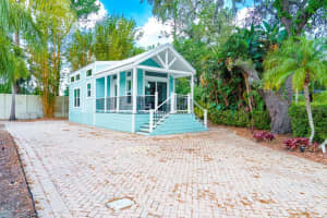 6853 Amanda Vista Cir, LAND O LAKES