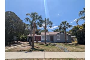 627 Riverside Dr, TARPON SPRINGS