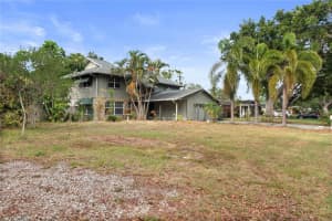 2493 6TH AVENUE, LARGO, FL 33770 Sold 07/28/25