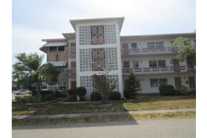 6015 19th St N #301, ST PETERSBURG