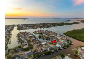 6604 Dolphin Cove Dr, APOLLO BEACH