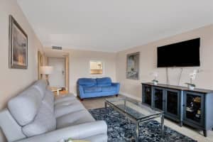 5855 MIDNIGHT PASS ROAD, SARASOTA, FL 34242 Sold 06/10/25