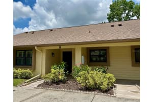 2567 Oakleaf Ln #41b, CLEARWATER