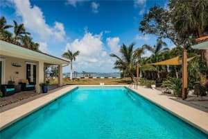 2834 PELHAM ROAD, ST PETERSBURG, FL 33710 - MLS#MFRTB8381918