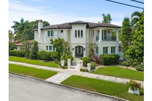 124 ESTADO WAY, ST PETERSBURG, FL 33704 Sold 07/03/25