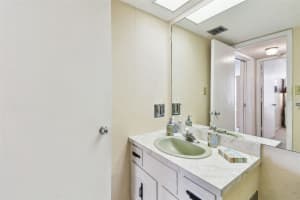 17920 GULF BOULEVARD, REDINGTON SHORES, FL 33708 - MLS#MFRTB8382039