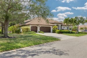 4766 ROYAL PALM CIRCLE, ST PETERSBURG, FL 33703 - MLS#MFRTB8382103