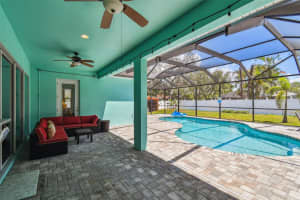 1709 SUNSET DRIVE, TARPON SPRINGS, FL 34689 Sold 07/30/25