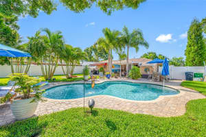 4721 LAWN AVENUE, TAMPA, FL 33611 Sold 07/18/25