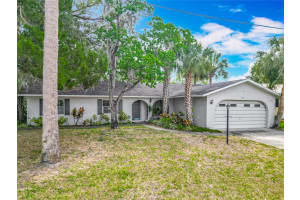 1011 4TH AVENUE, CRYSTAL RIVER, FL 34429 - MLS#MFRTB8382254