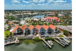 813 SYMPHONY ISLES BOULEVARD, APOLLO BEACH, FL 33572 Sold 05/27/25
