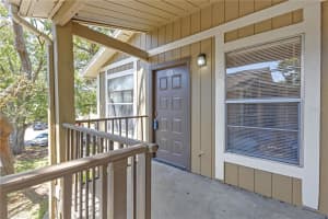 14317 HANGING MOSS CIRCLE, TAMPA, FL 33613 - MLS#MFRTB8382330
