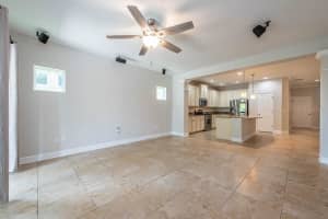 16226 BAYBERRY VIEW DRIVE, LITHIA, FL 33547 - MLS#MFRTB8382435