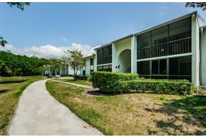 1290 PINE RIDGE CIRCLE, TARPON SPRINGS, FL 34688 - MLS#MFRTB8382447