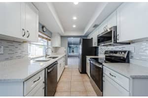 4704 SHALE PLACE, TAMPA, FL 33615 - MLS#MFRTB8382470