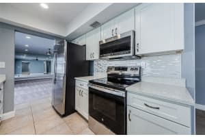 4704 SHALE PLACE, TAMPA, FL 33615 - MLS#MFRTB8382470