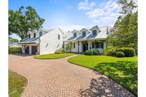 13801 LAKE VILLAGE PLACE, TAMPA, FL 33618 Sold 05/30/25