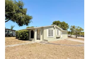 2201 Flamingo Ave, DELTONA