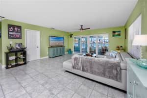 11215 3RD STREET, TREASURE ISLAND, FL 33706 - MLS#MFRTB8382571