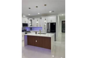 907 OKALOOSA AVENUE, TAMPA, FL 33604 Sold 07/07/25