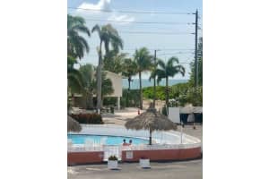 8565 GULF BOULEVARD, ST PETERSBURG, FL 33706 Sold 08/19/25