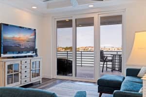 7922 SAILBOAT KEY BOULEVARD, SOUTH PASADENA, FL 33707 Sold 10/08/25