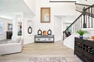 9203 MEADOW LANE COURT, TAMPA, FL 33647 - MLS#MFRTB8382701