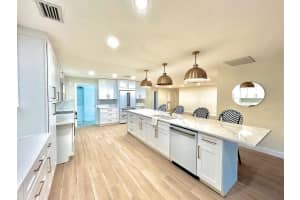 17310 ROSA LEE WAY, NORTH REDINGTON BEACH, FL 33708 - MLS#MFRTB8382730
