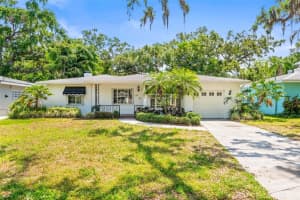417 BROADWAY, DUNEDIN, FL 34698 Sold 08/20/25