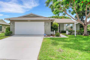 4500 Great Lake Dr S, CLEARWATER