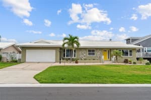113 16th St, BELLEAIR BEACH