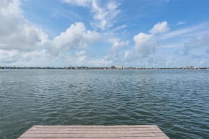 7092 SHORE DRIVE, ST PETERSBURG, FL 33707 - MLS#MFRTB8382871