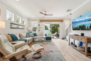 513 HARBOR SPRINGS DRIVE, PALM HARBOR, FL 34683 - MLS#MFRTB8383165