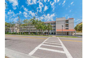 640 BAYWAY BOULEVARD, CLEARWATER BEACH, FL 33767 Sold 09/02/25
