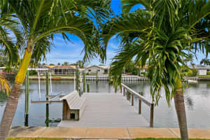 1960 MONTANA AVENUE, ST PETERSBURG, FL 33703 - MLS#MFRTB8383253