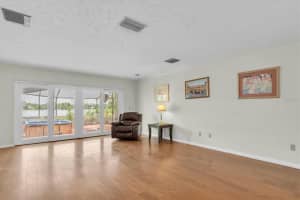 13533 BAY LAKE LANE, TAMPA, FL 33618 - MLS#MFRTB8383257